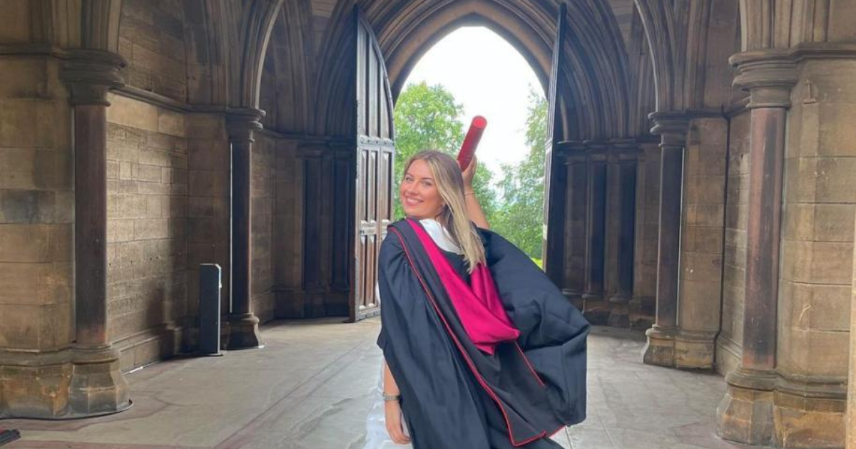 More than half of Glasgow University students set to graduate without  knowing their grade