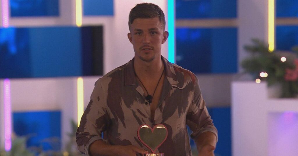 Mitchel game plan Love Island