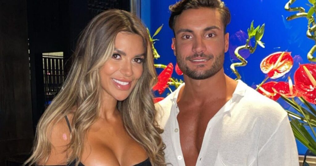 Ekin-Su and Davide discuss their relationship status following split