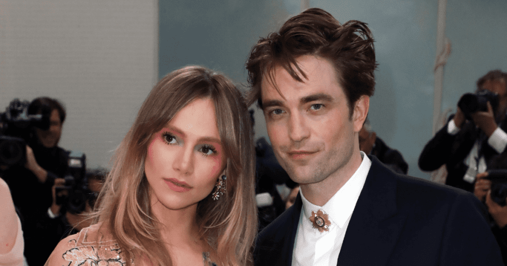 Robert Pattinson engaged Twilight