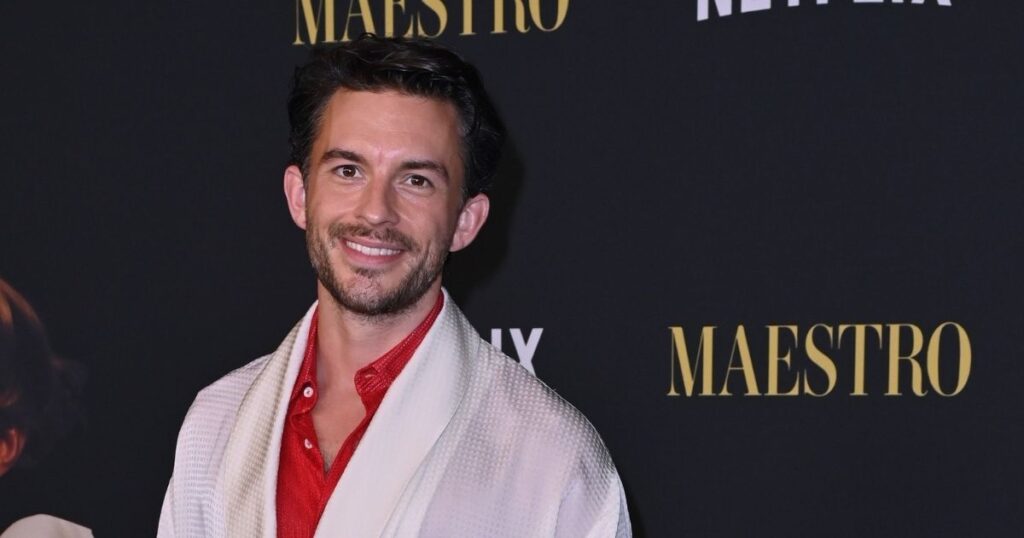 Jonathan Bailey played a raindrop
