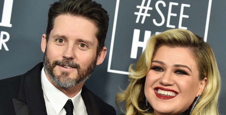 Um, Kelly Clarkson had to pay her ex husband $160,000 per month as part of her divorce settlement