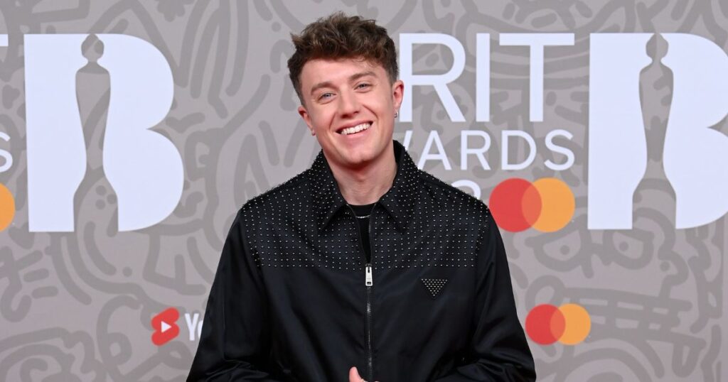 Is Roman Kemp single girlfriend