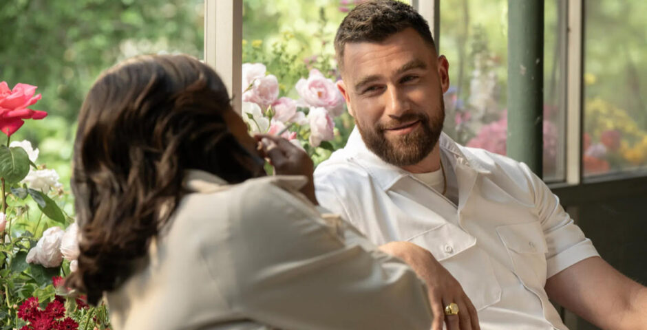 Travis Kelce Grotesquerie performance