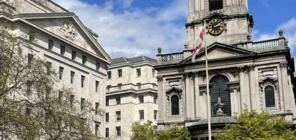 king's college london university of london russell group unis staff earning over 100k 2024