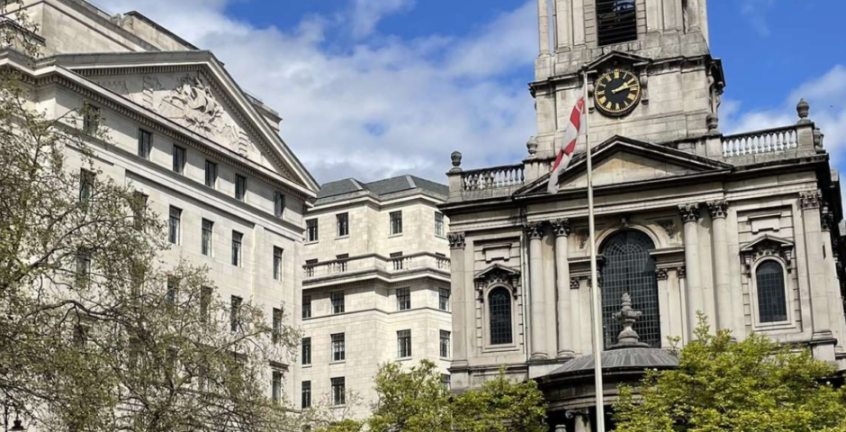 king's college london university of london russell group unis staff earning over 100k 2024