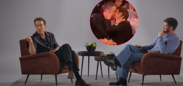 Ryan Reynolds Andrew Garfield kiss