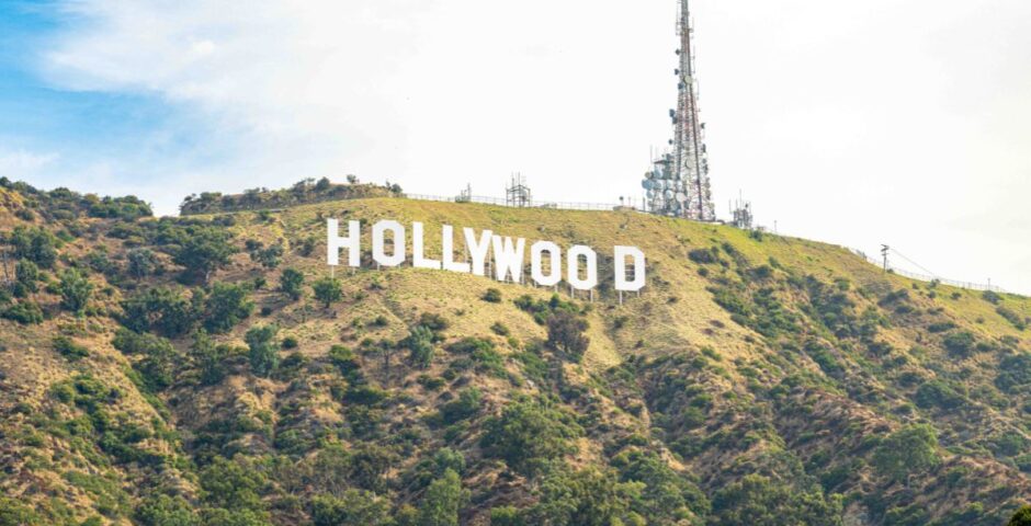 hollywood sign on fire