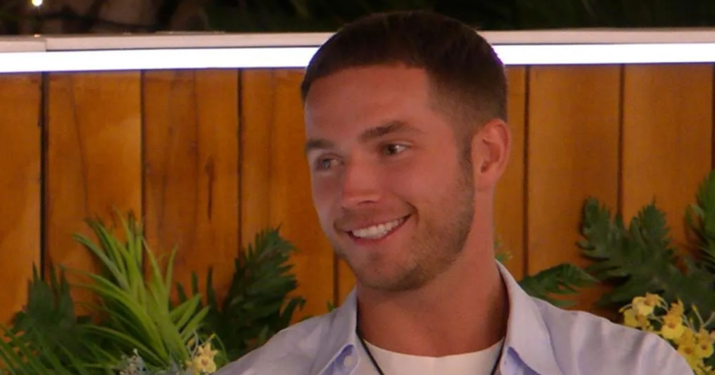 Ron Hall Love Island All Stars