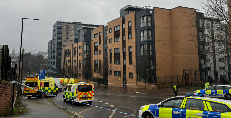 Sheffield police cordon