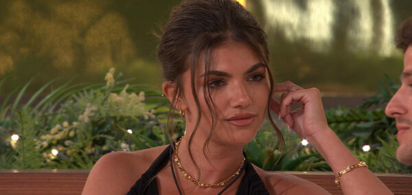 Samie Love Island All Stars necklace