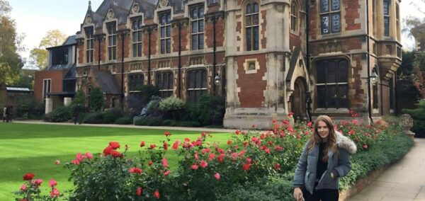 russell group unis pay lecturers the most university of cambridge