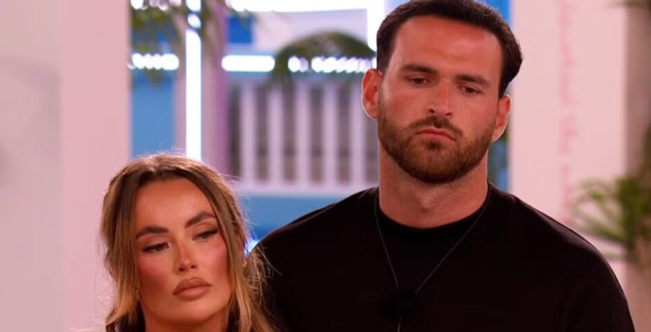 love island harriett blackmoore ronnie vint
