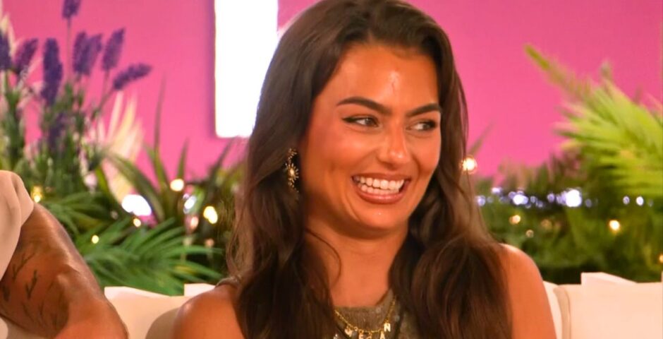 love island megan necklace