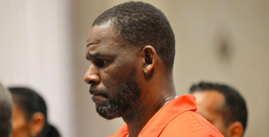 r kelly at his trial