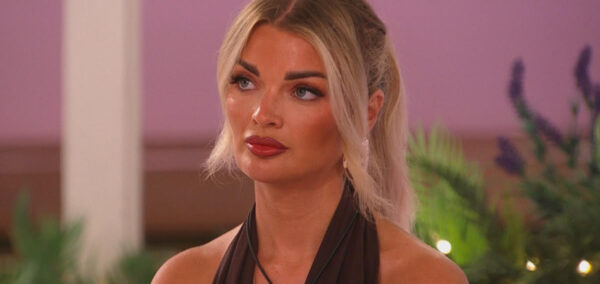 Helena Love Island resurfaced tweet