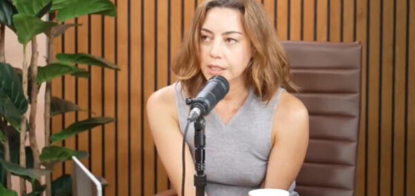 Aubrey Plaza husband