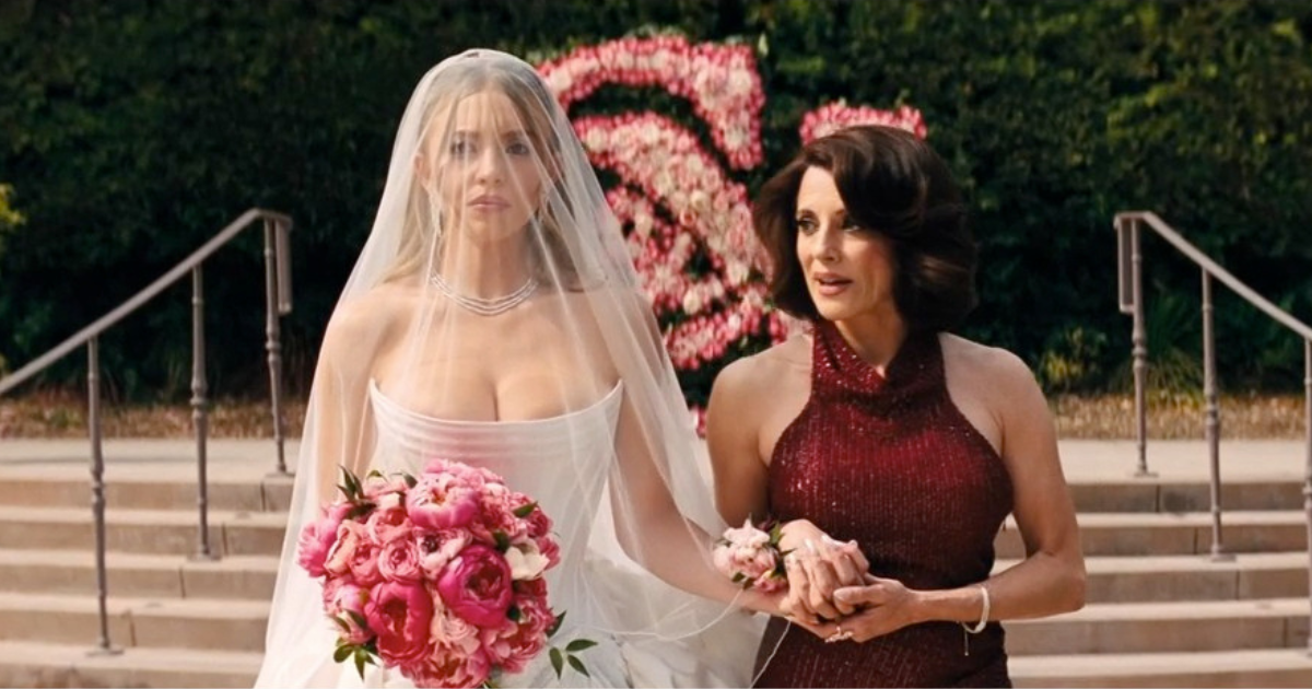 euphoria cassie suze mother at wedding