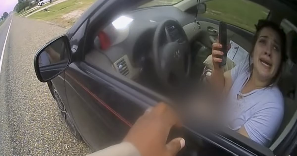 Taylor Parker making a 911 call
