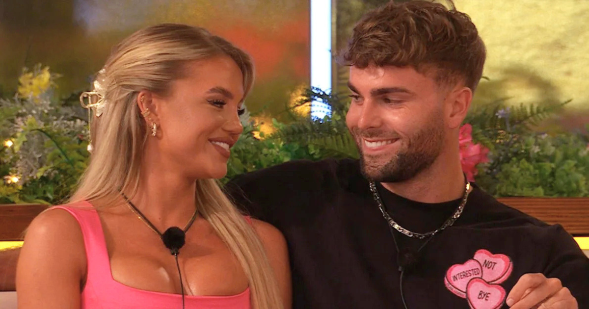 love island all stars tom clare molly smith who are now having a wedding