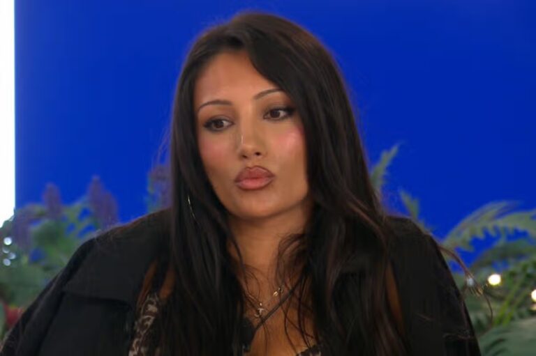 Inside Jasmine from Love Island's hidden and savage Substack