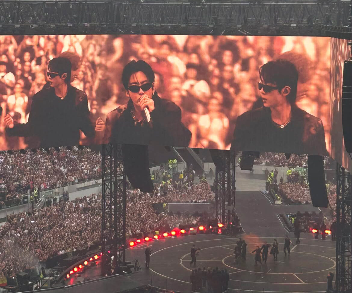 BTS singing at tottenham