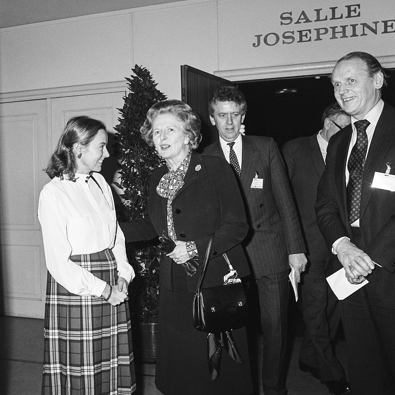Margaret Thatcher with handbag