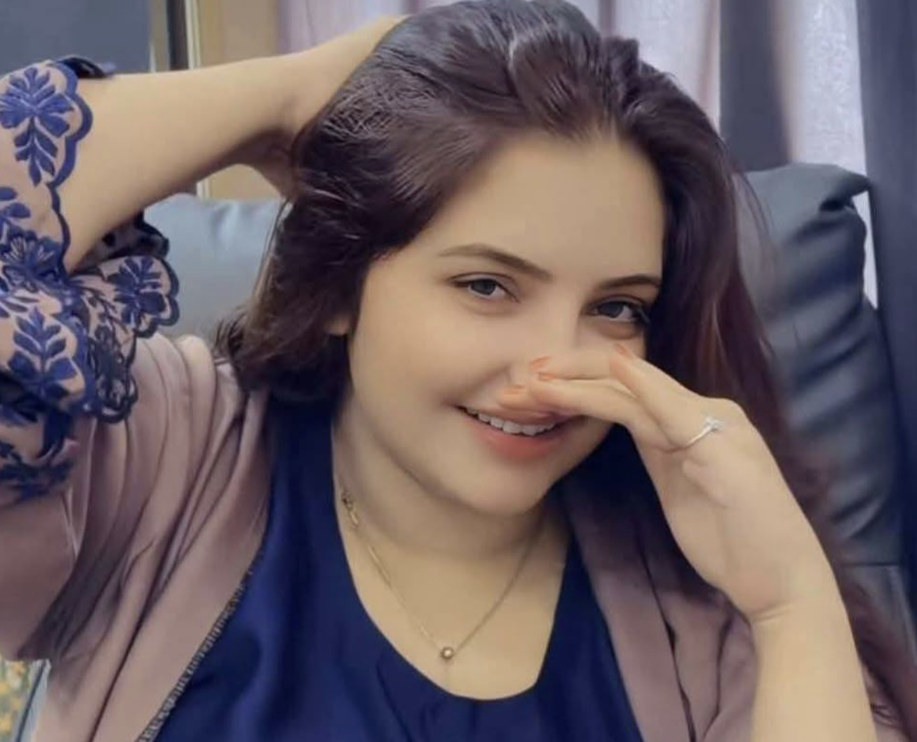 Ayesha Gilamana, Shamsu Bibi