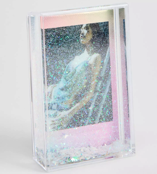 uo uni essentials glitter frame