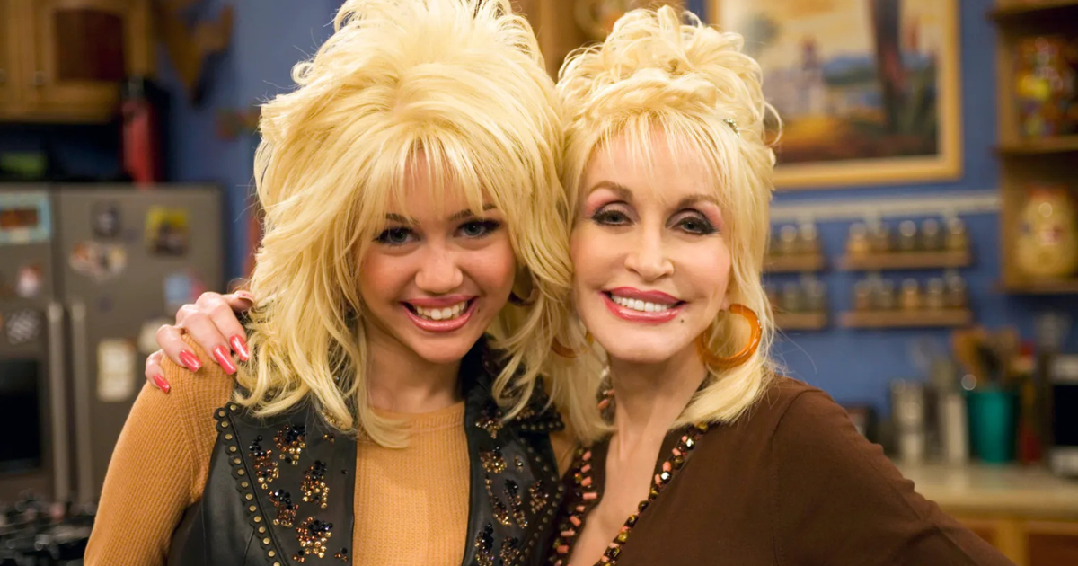 Miley Cyrus August 25 link Dolly Parton
