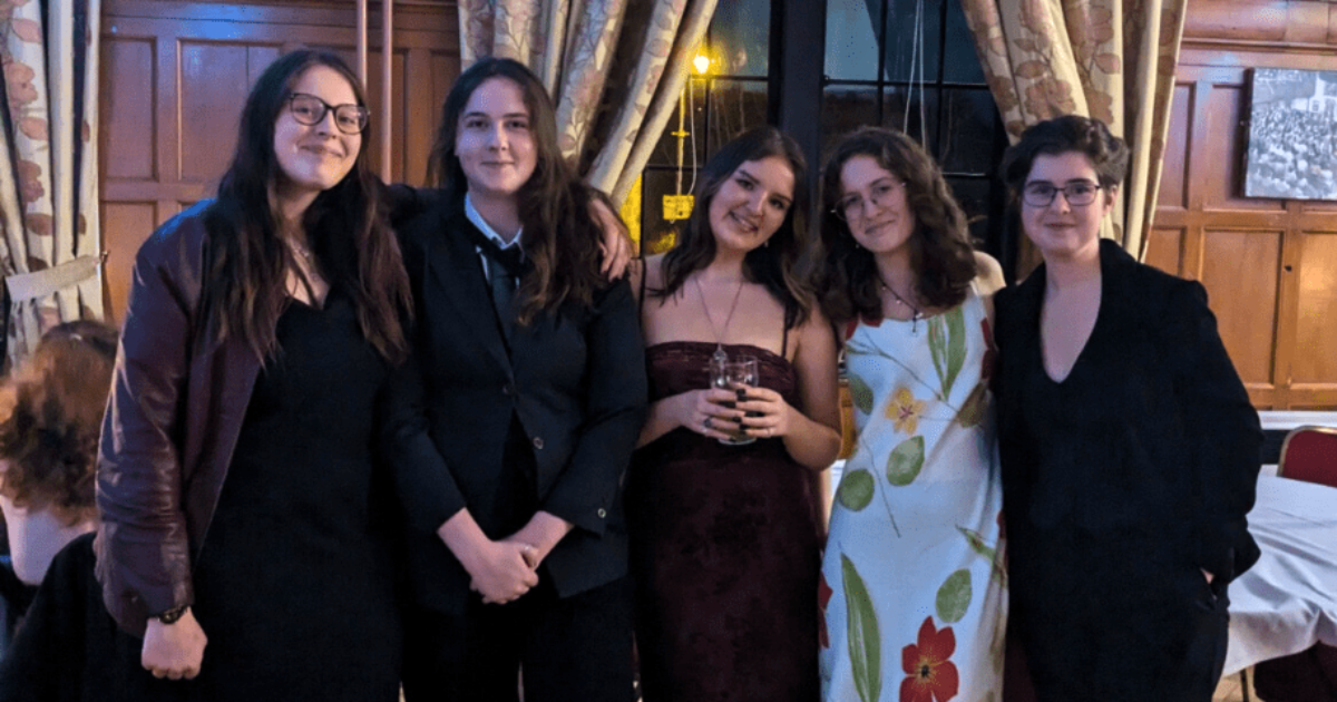 University of Glasgow students russell group student loan debts