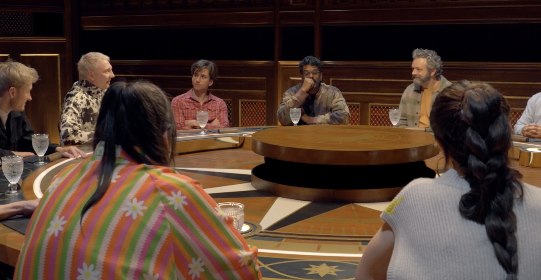 traitors round table