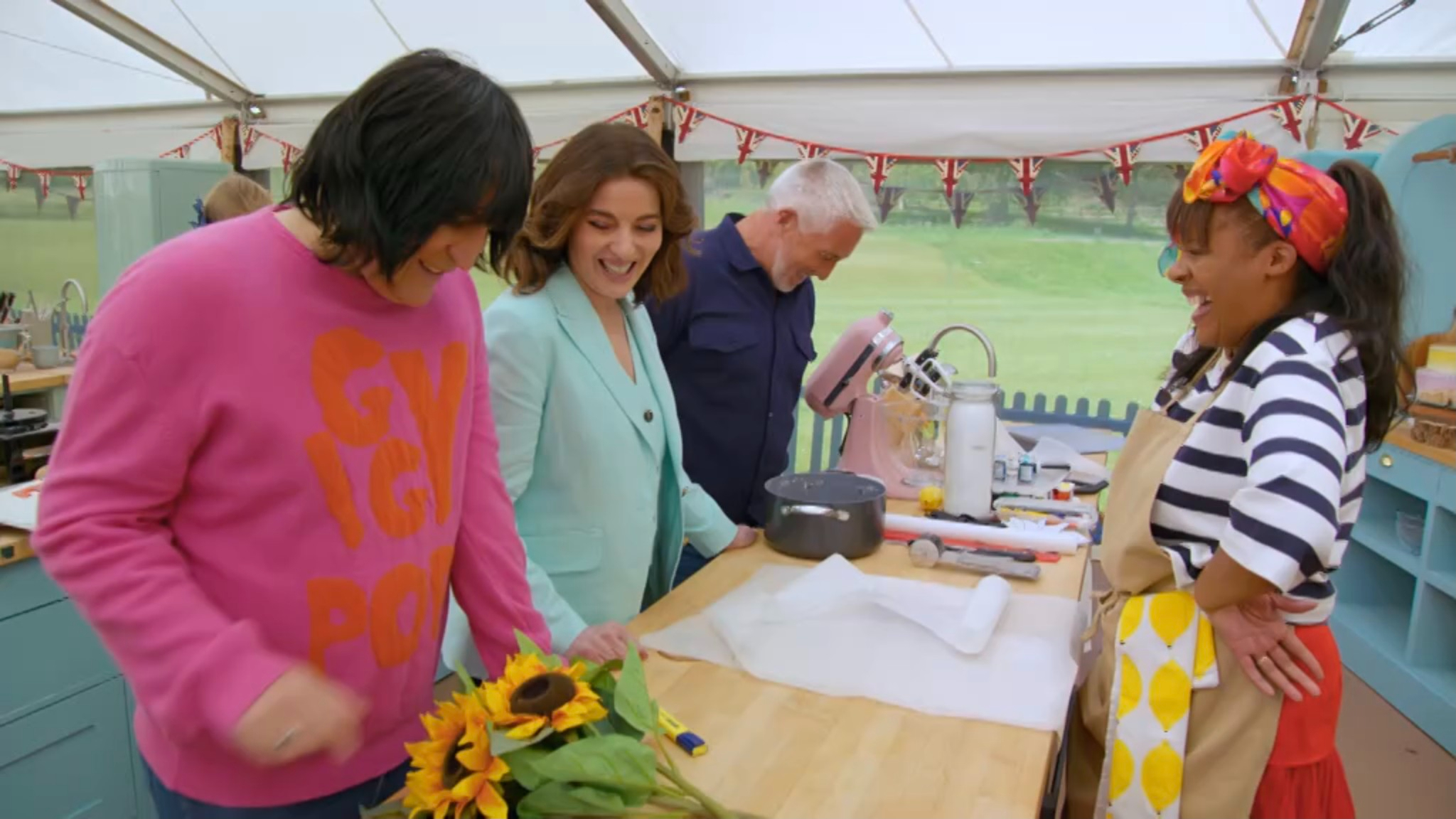 Nikki briefing the judges on her bake(Image via Channel 4)