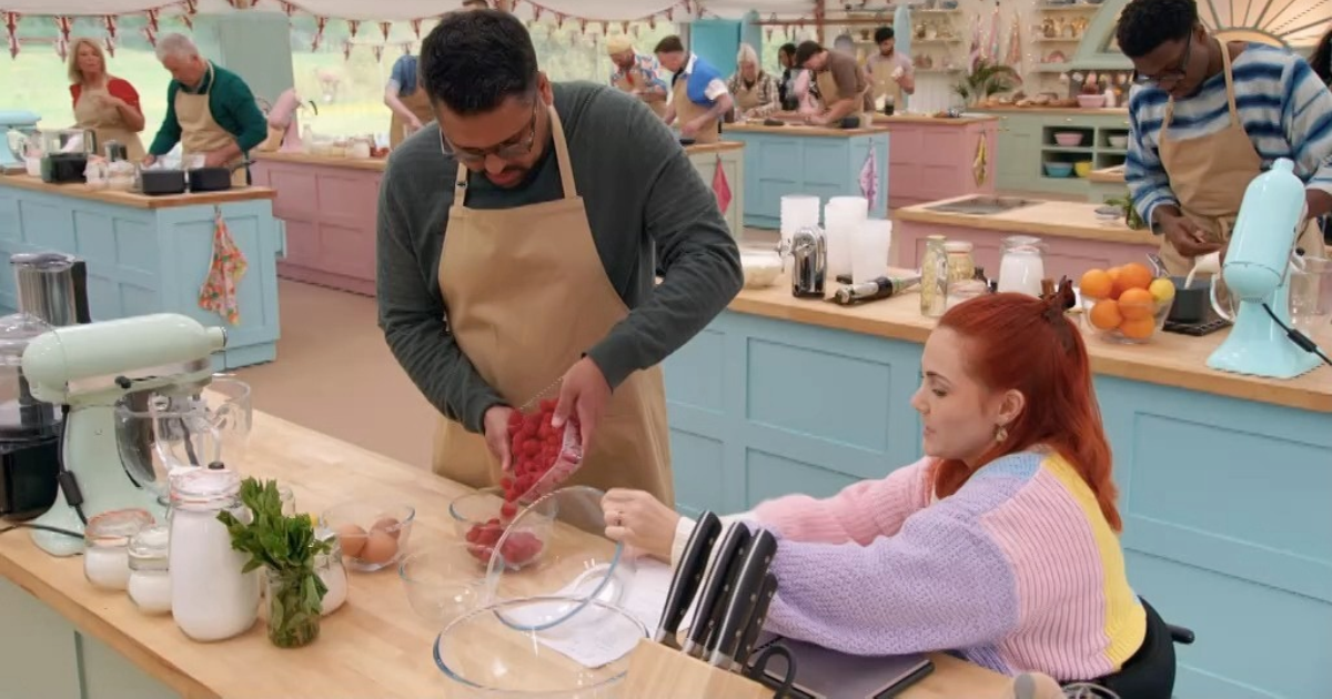 The benches in the Bake Off tent(Image via Channel 4)