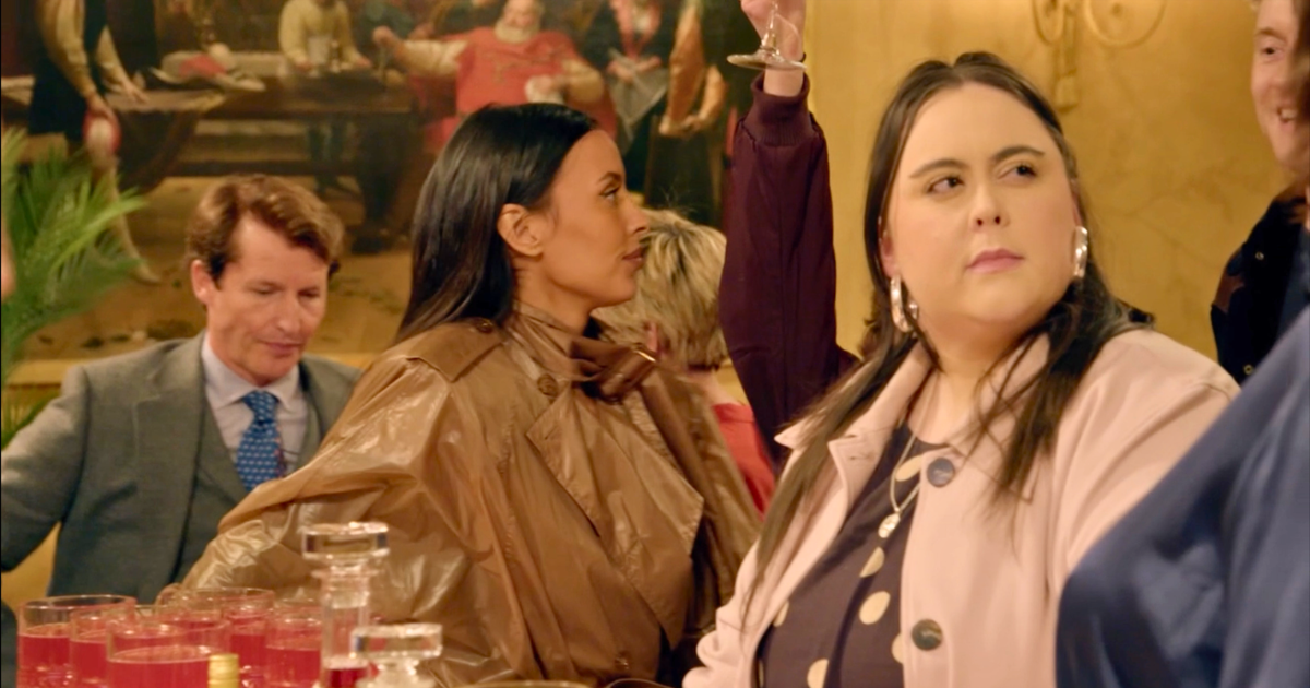 James, James, Julie and others milling about the castle right after the Traitors were selected(Image via BBC iPlayer)