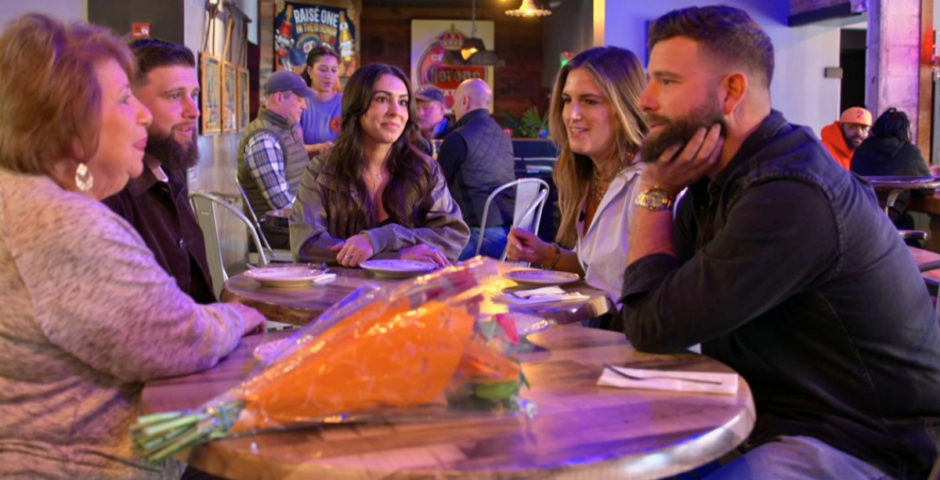 love is blind us season 11 rob mum mother and also michaella and rob's other relatives