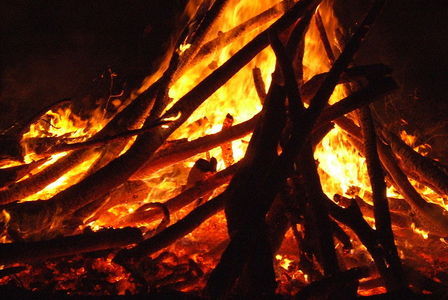 Newly-created Freshers event: "Welcome" bonfire