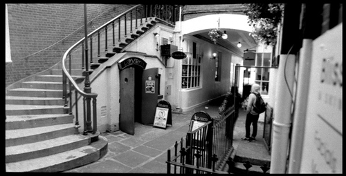 Mahatma's venue; Cavern