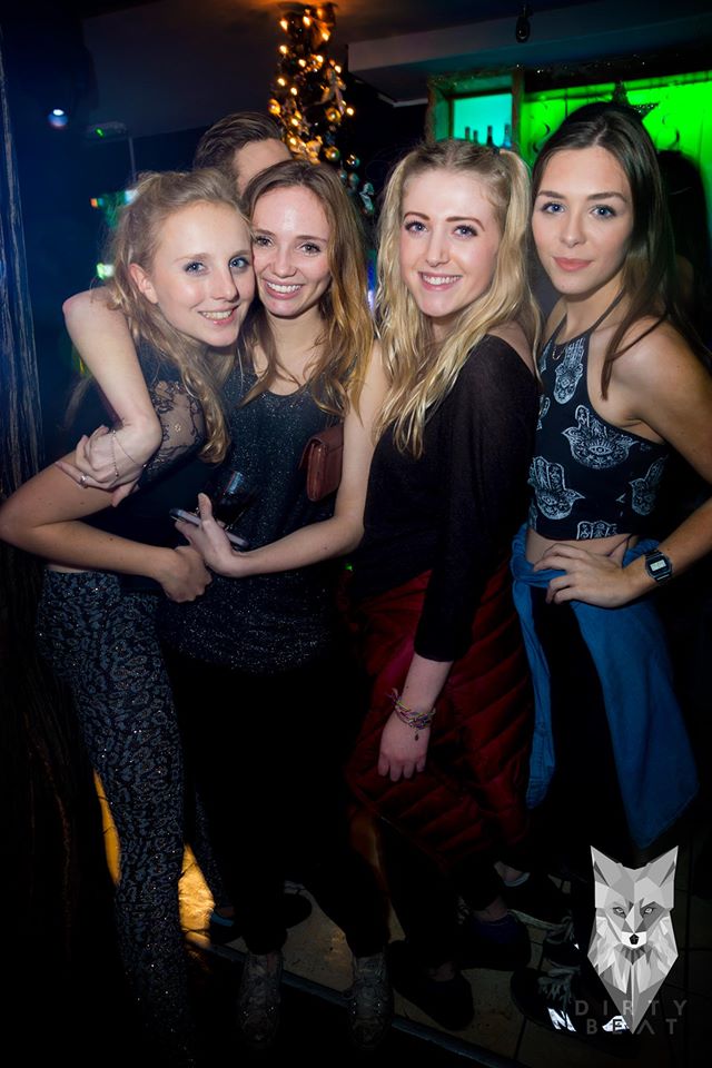 These girls all actually hate each other