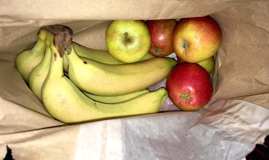 Image may contain: Bowl, Apple, Food, Fruit, Banana, Plant