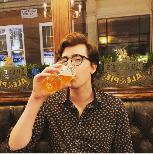 Image may contain: Food, Burger, Bar Counter, Dating, Lager, Pub, Beer Glass, Drinking, Alcohol, Beer, Beverage, Drink, Glasses, Accessories, Accessory, Glass, Person, Human