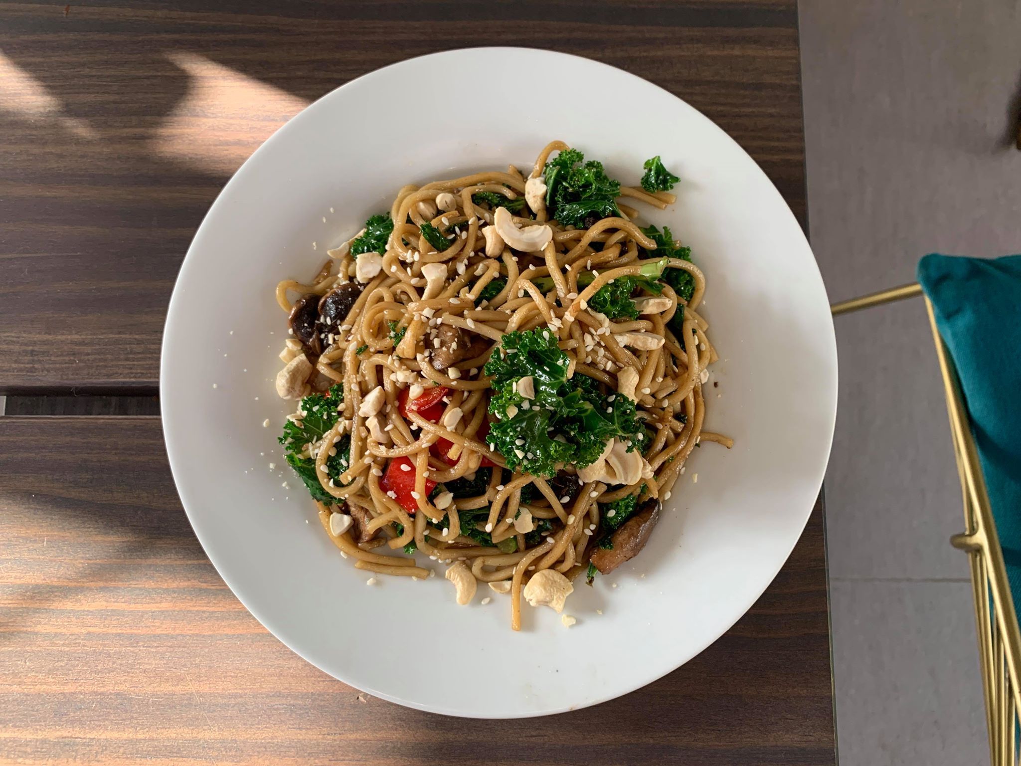 Image may contain: Spaghetti, Plant, Dish, Meal, Seasoning, Sesame, Pasta, Noodle, Food
