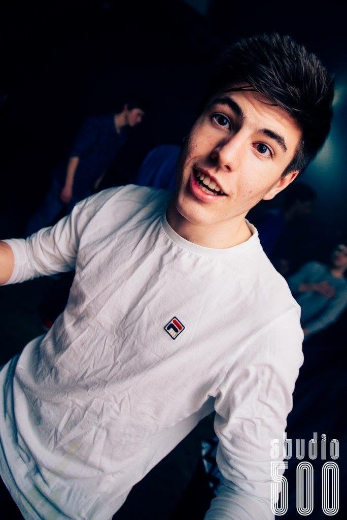 boy band heart-breaker material