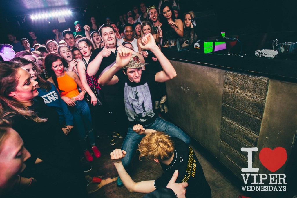 lemme cya get low u scared u scared