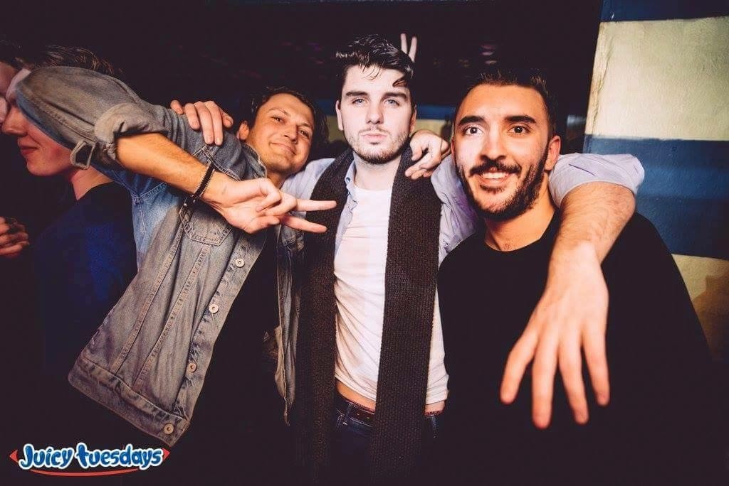posers