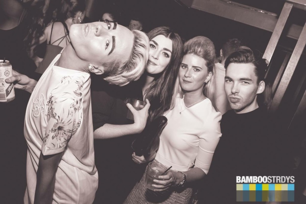 WTF how is his neck doing that (eyebrows on fleek)