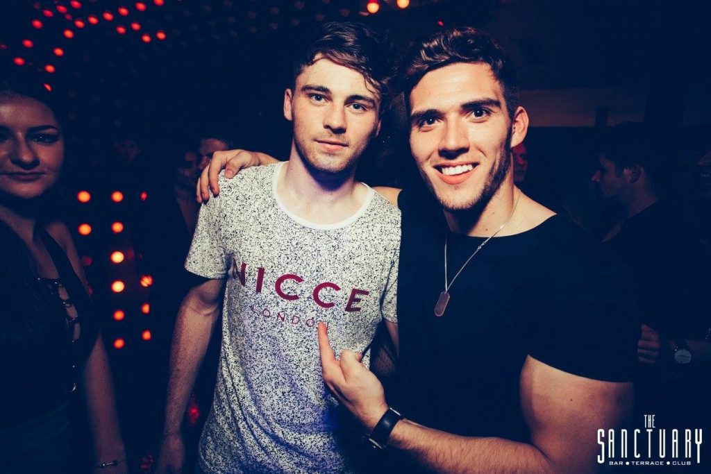stunnin lads
