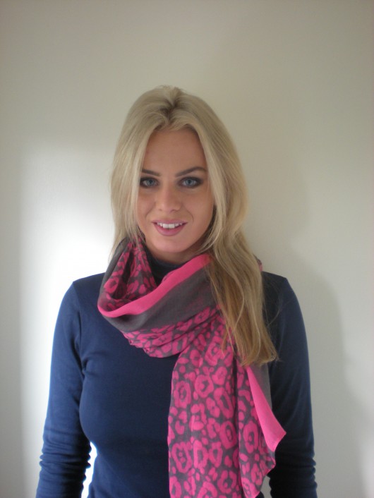 neon scarf