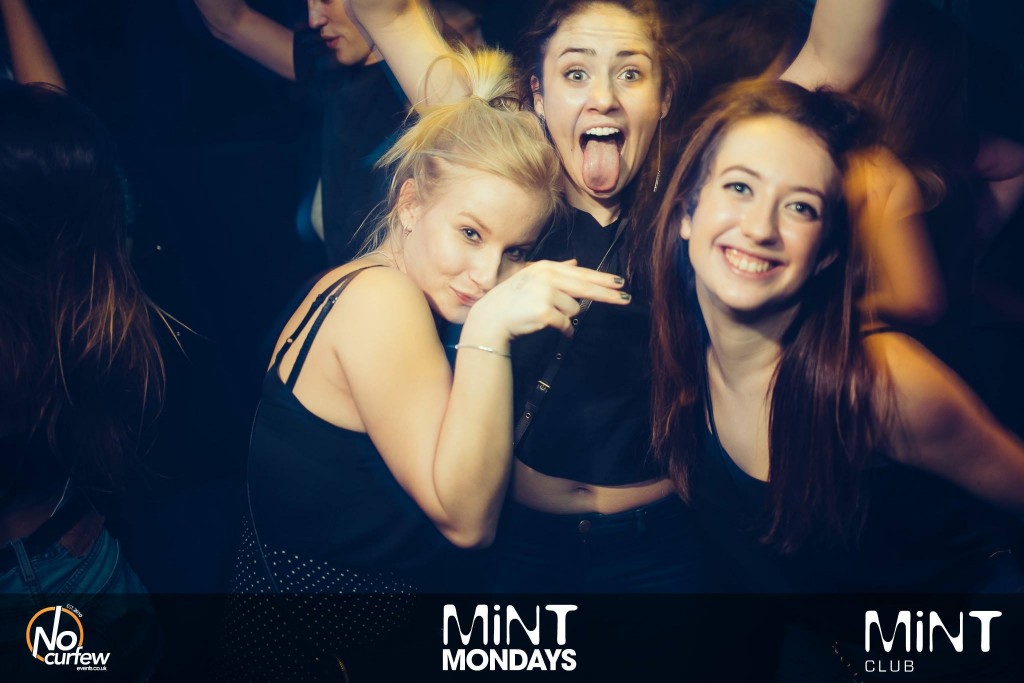 Gun fingers BRRRAAPPPPP