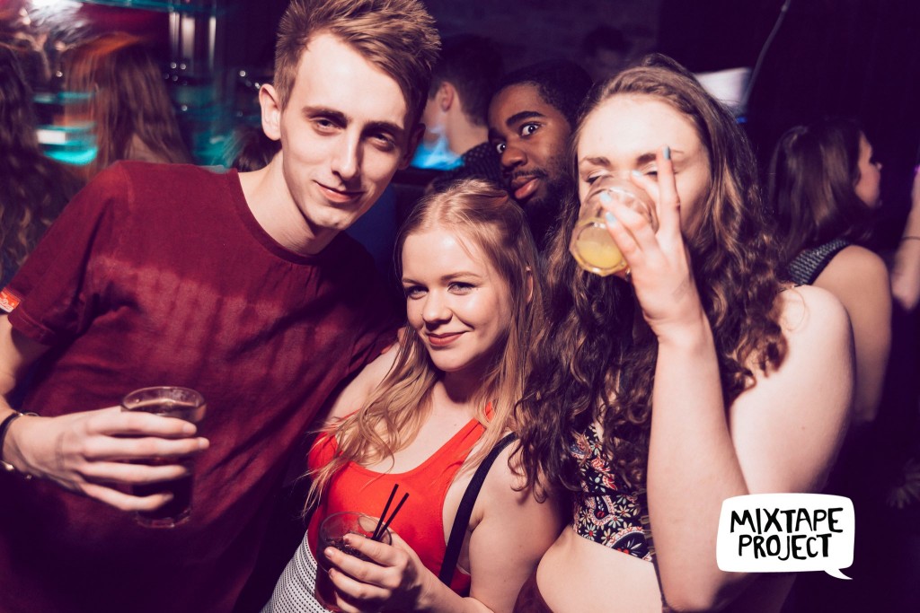 photobomb (3)